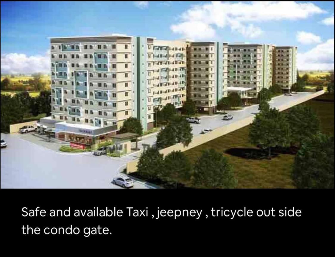 One Spatial Two Bedroom Condominium Unit With Pool And Gym Free Netflix And Wifi 伊洛伊洛 外观 照片
